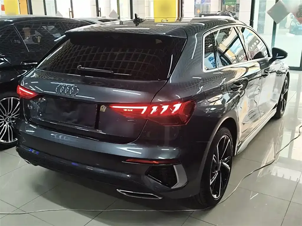Audi A3 2022 из CN, фото 8