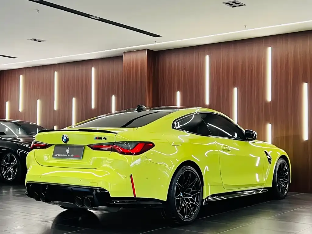 BMW M4 — фото 9