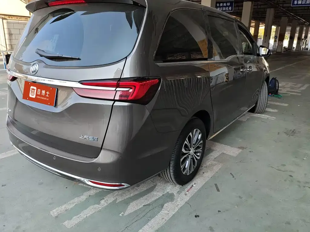 Buick GL8 2025 из CN, фото 9