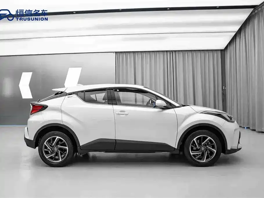 Toyota C-HR 2023 из CN, фото 9