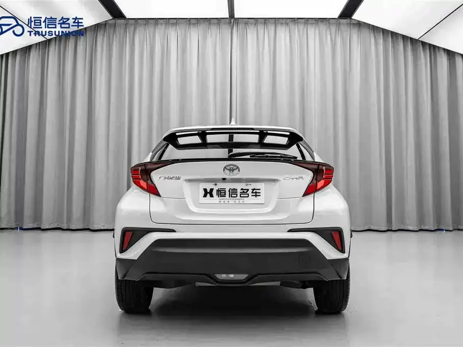 Toyota C-HR 2023 из CN, фото 10
