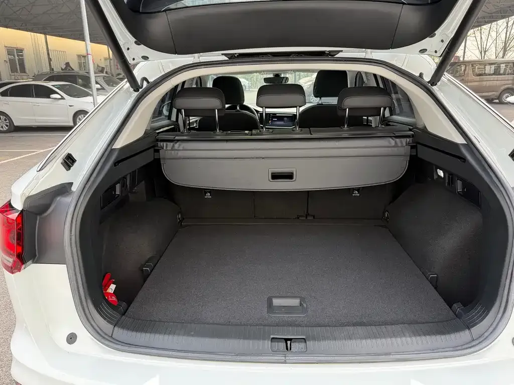 Volkswagen X 2022 из CN, фото 6