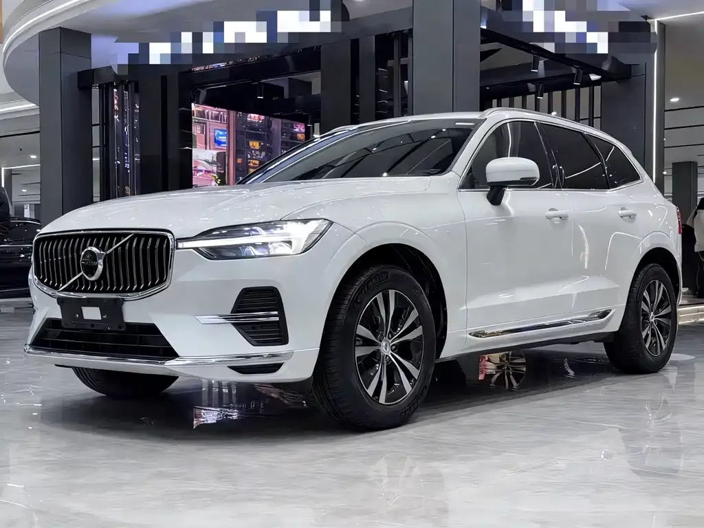 Volvo XC60 2022 из CN, фото 1