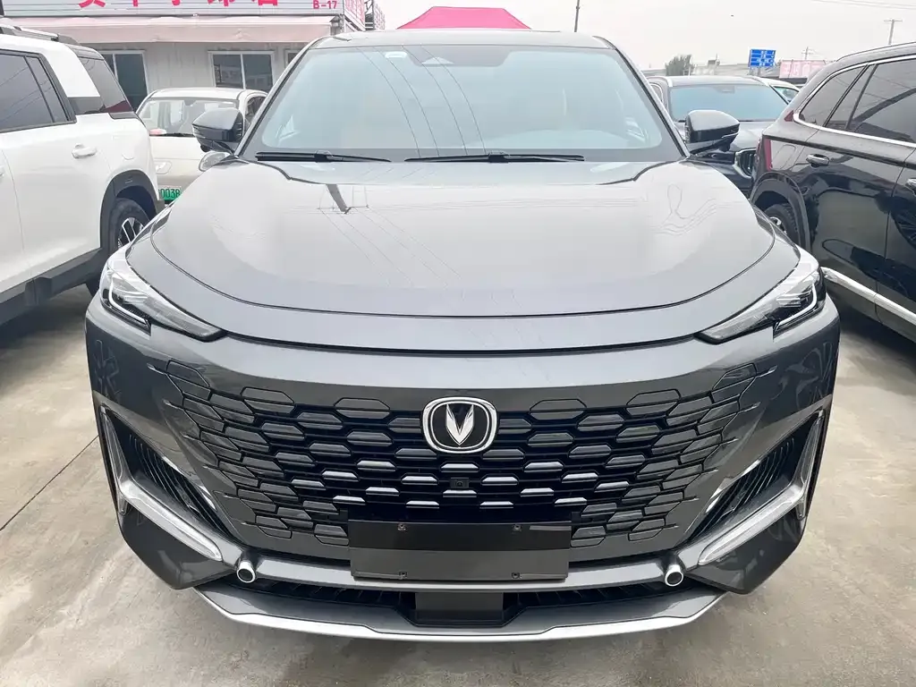 Changan UNI-K 2021 из CN, фото 2