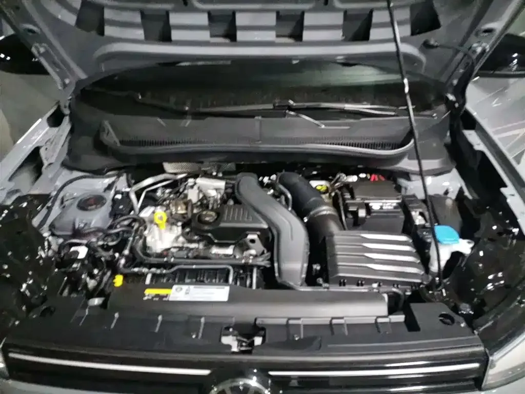 Volkswagen Tharu 2025 из CN, фото 10