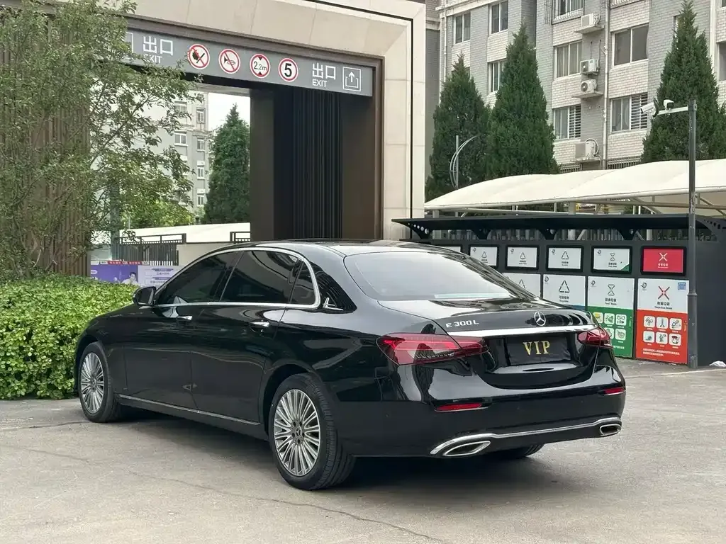 Mercedes-Benz E-Class 2022 из CN, фото 8
