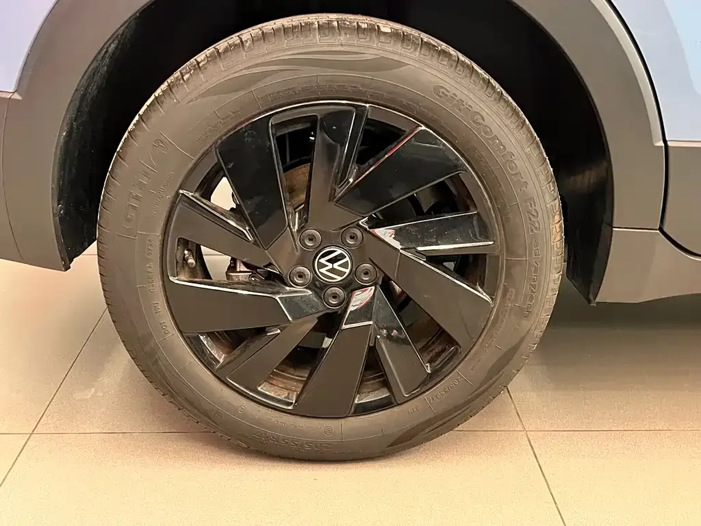 Volkswagen Tharu 2024 из CN, фото 8