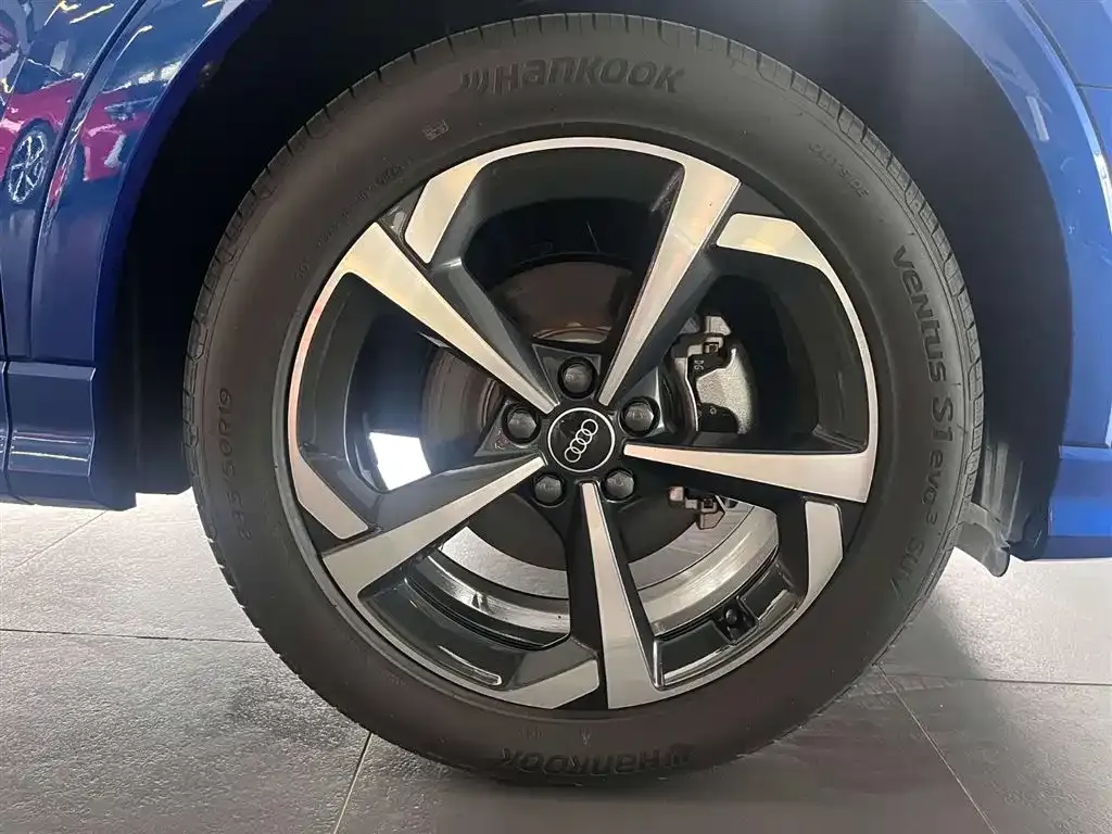 Audi Q3 2025 из CN, фото 9