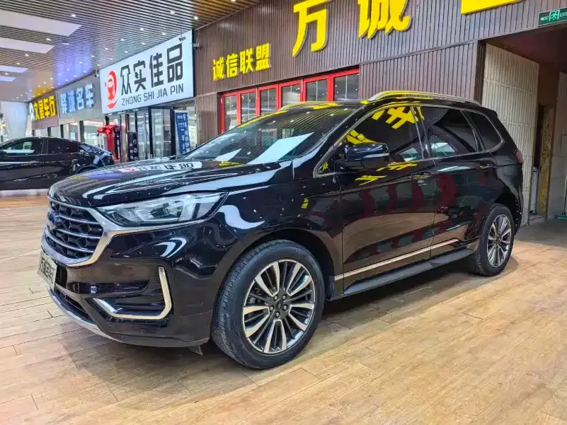 Ford Edge 2022 из CN, фото 1