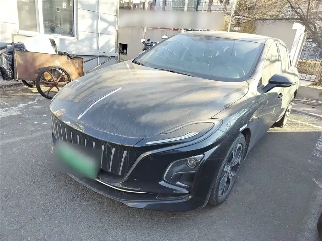 Hongqi E-QM5 2024 из CN, фото 2