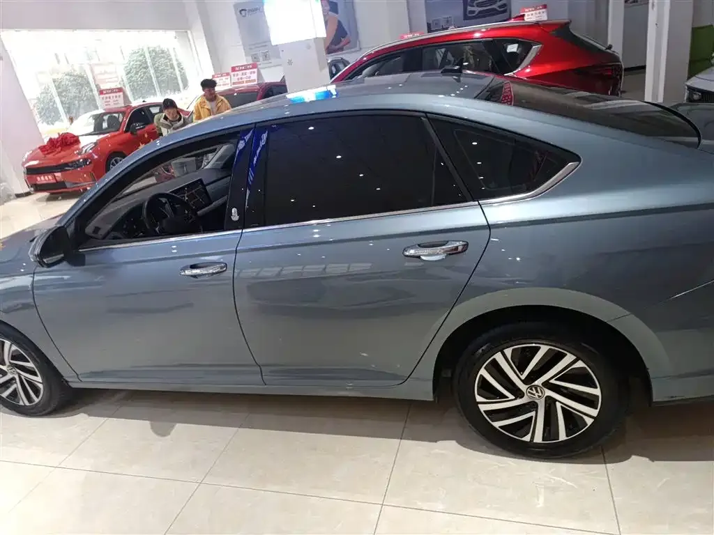Volkswagen Lavida 2023 из CN, фото 5