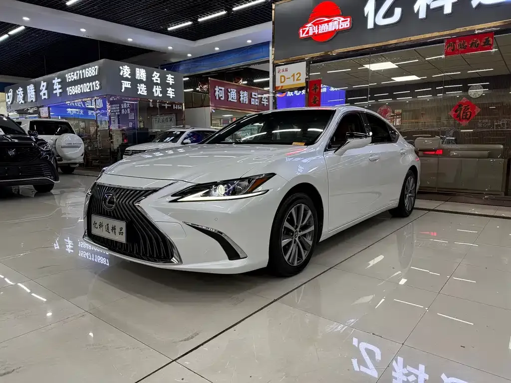 Lexus ES 2021 из CN, фото 6