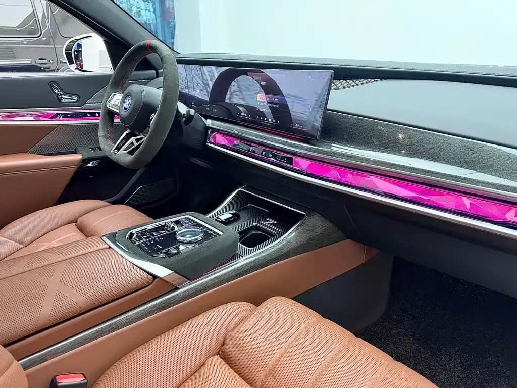 BMW i7 2025 из CN, фото 8