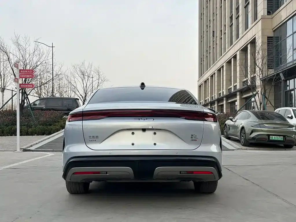 BYD Han L 2025 из CN, фото 2