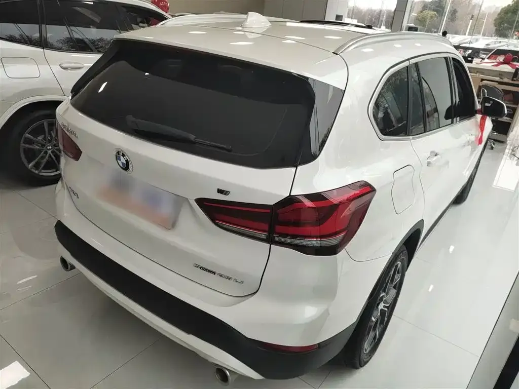 BMW X1 2021 из CN, фото 8
