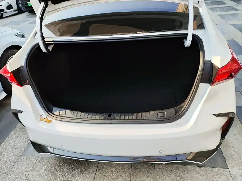 Buick Verano 2023 из CN, фото 2