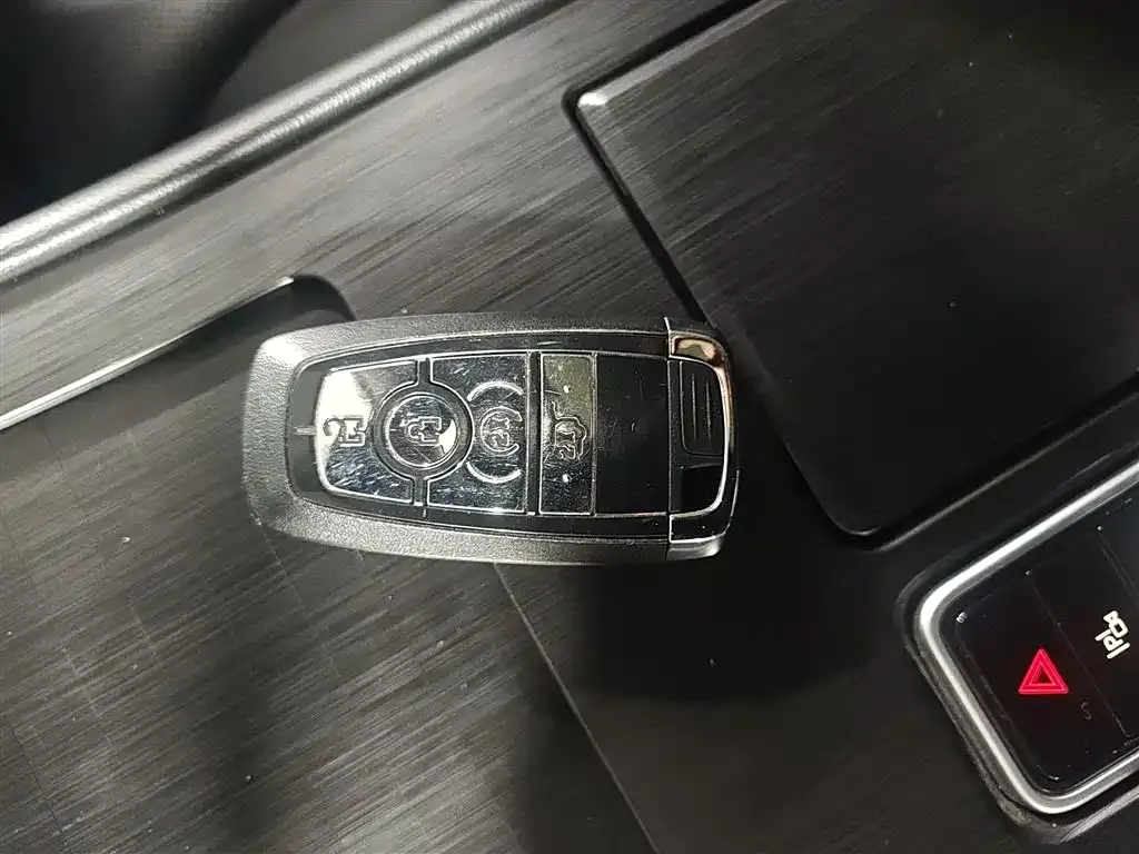 Lincoln Corsair — фото 8