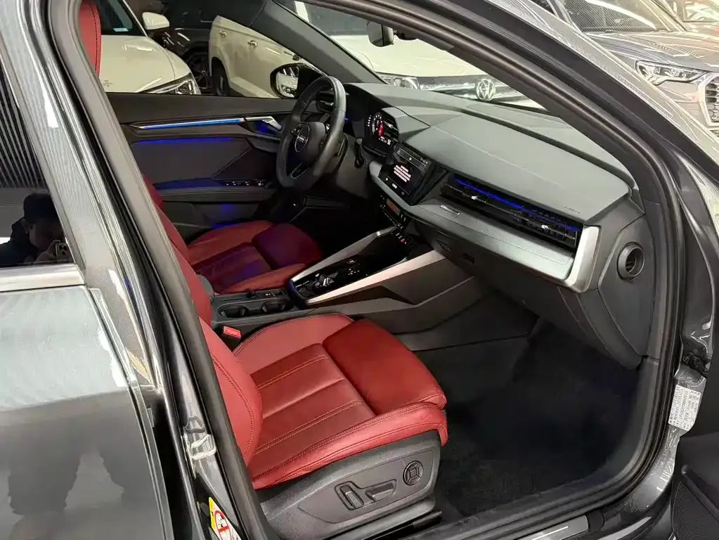 Audi A3 2021 из CN, фото 7