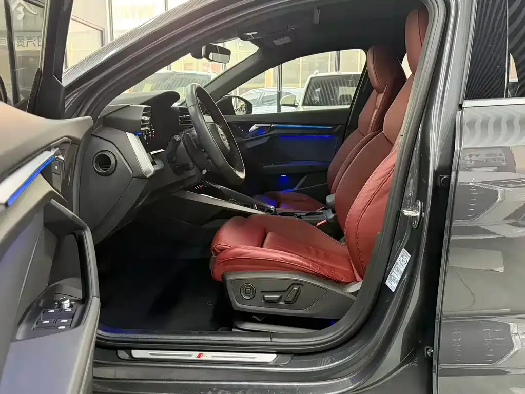 Audi A3 2021 из CN, фото 9