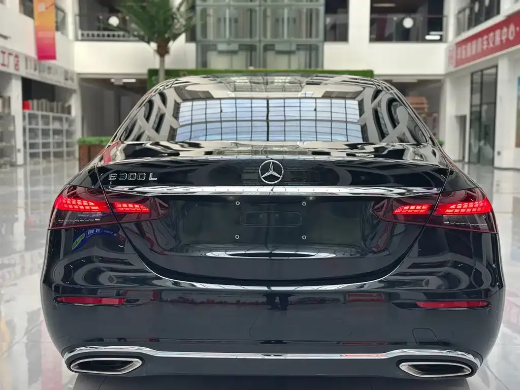 Mercedes-Benz E-Class 2023 из CN, фото 8