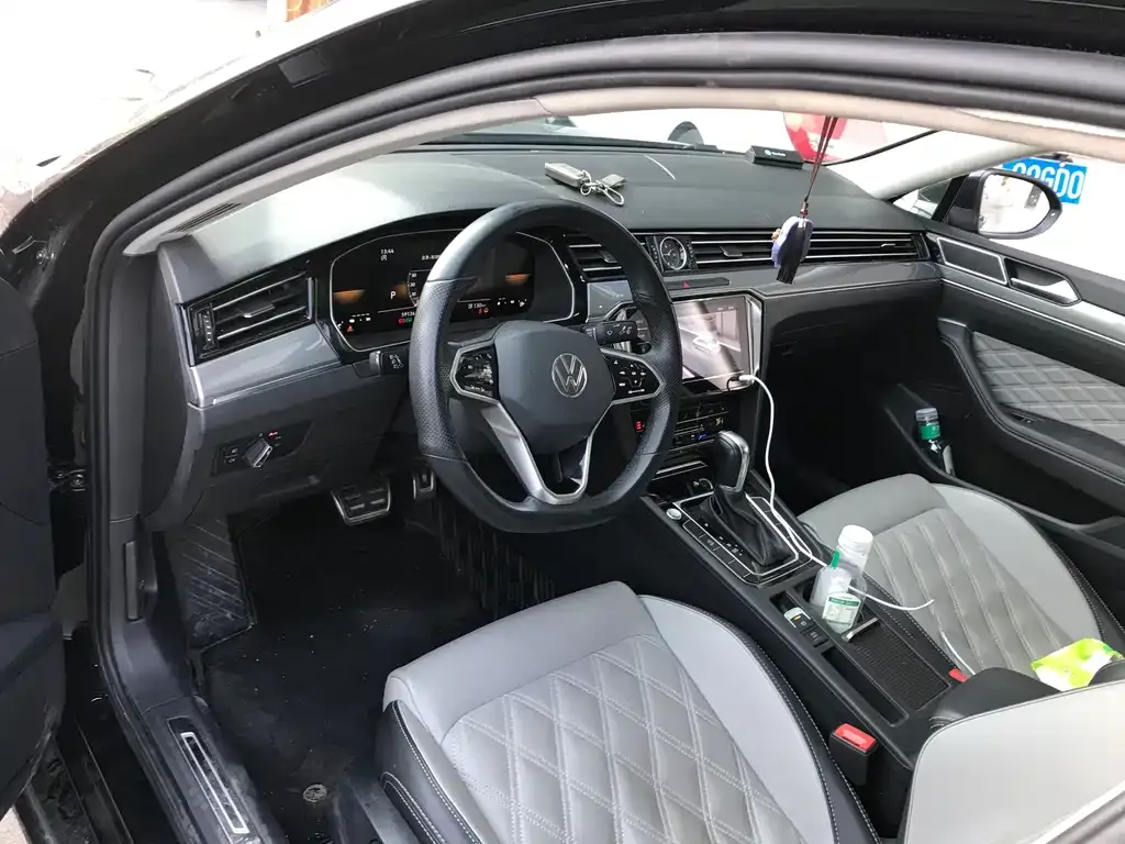Volkswagen Magotan 2023 из CN, фото 7