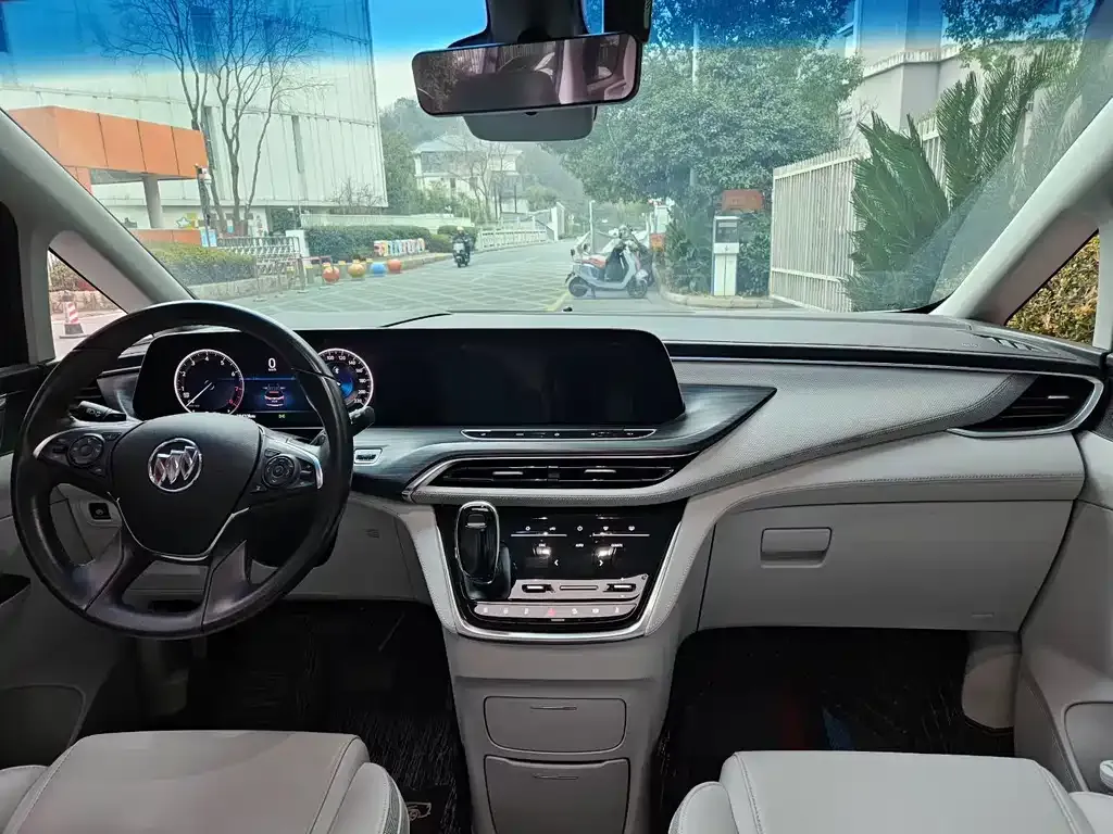 Buick GL8 2023 из CN, фото 4