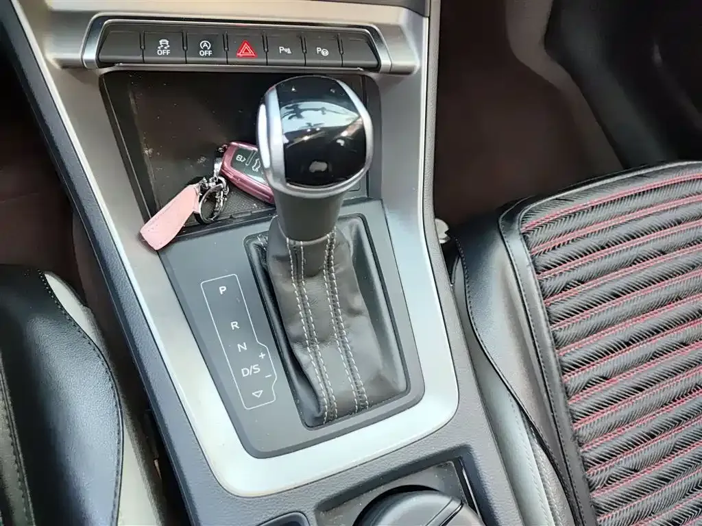 Audi Q3 2021 из CN, фото 5
