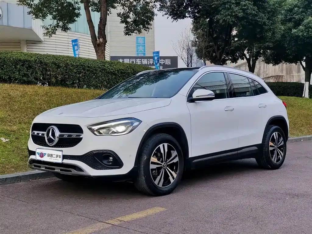 Mercedes-Benz GLA 2023 из CN, фото 1