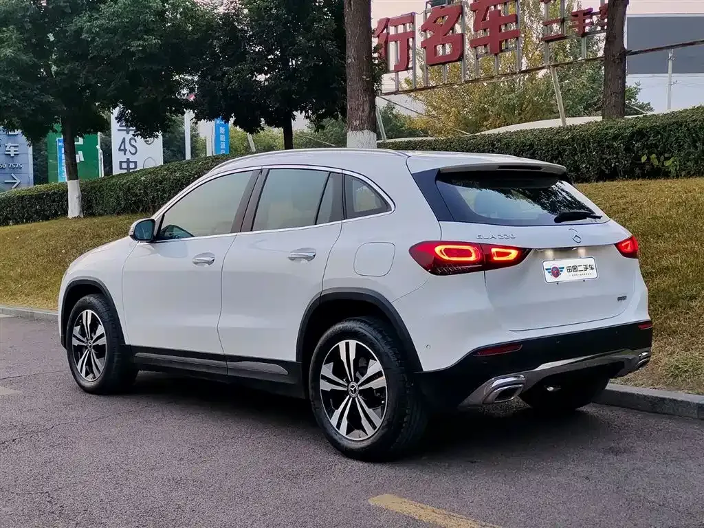 Mercedes-Benz GLA 2023 из CN, фото 4