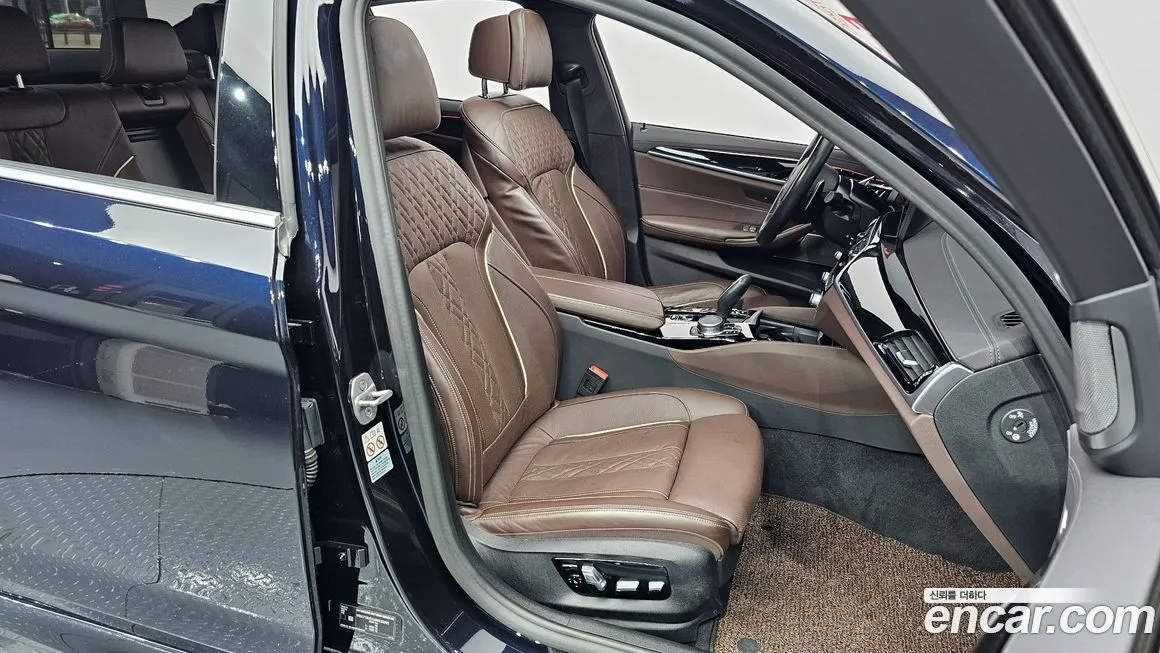 BMW 5-Series 2021 из KR, фото 10