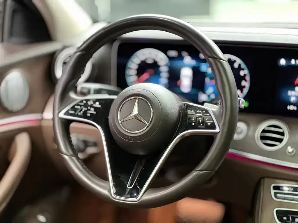 Mercedes-Benz E-Class 2021 из CN, фото 8
