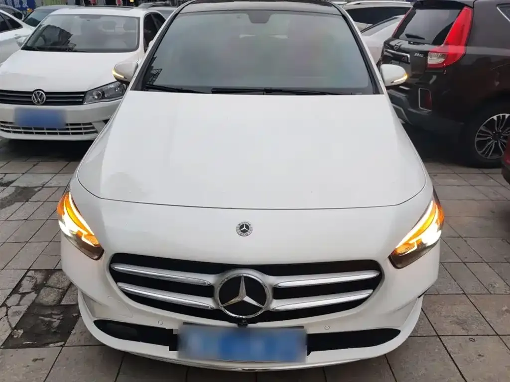 Mercedes-Benz B-Class 2023 из CN, фото 2
