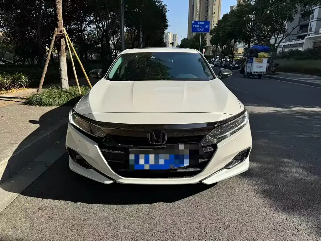 Honda Accord 2023 из CN, фото 2