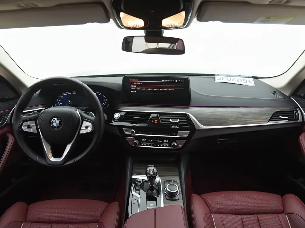 BMW 5 Series — фото 4