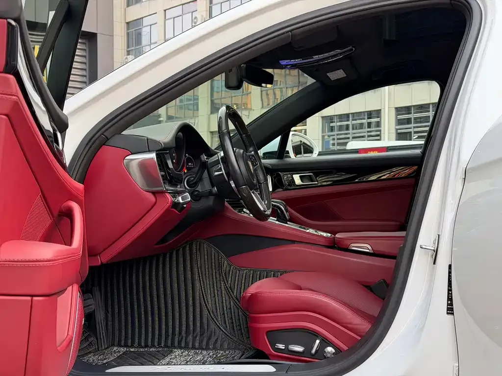 Porsche Panamera 2021 из CN, фото 5