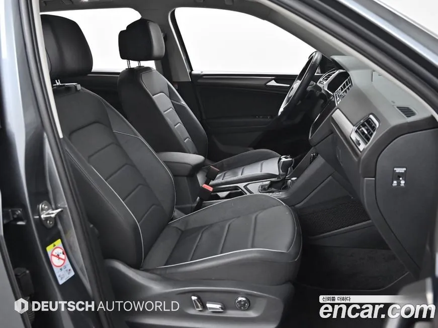 Volkswagen Tiguan — фото 10