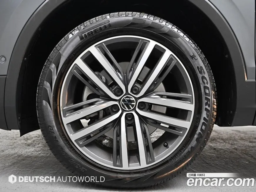 Volkswagen Tiguan — фото 5
