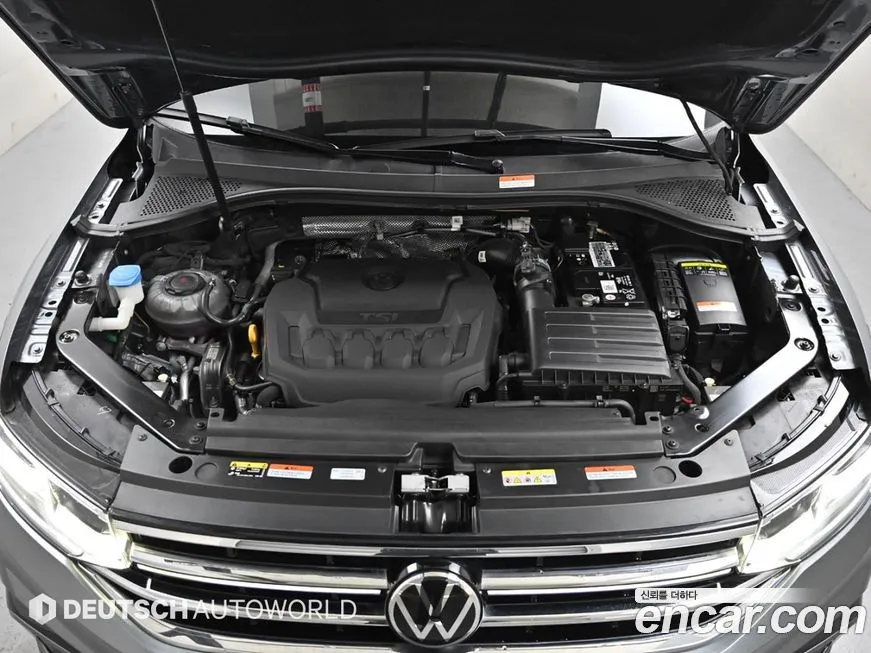 Volkswagen Tiguan — фото 6