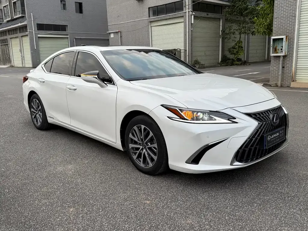Lexus ES 2022 из CN, фото 1