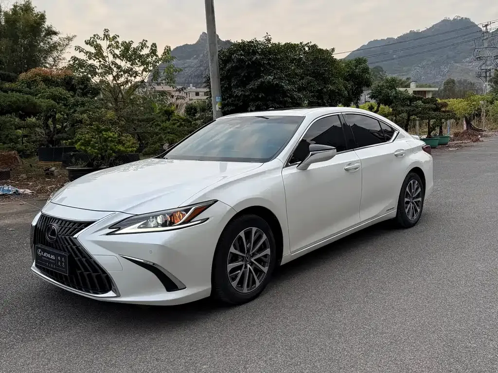 Lexus ES 2022 из CN, фото 9