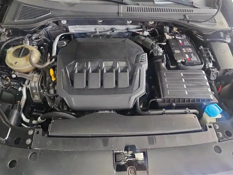 Volkswagen Passat 2021 из CN, фото 10