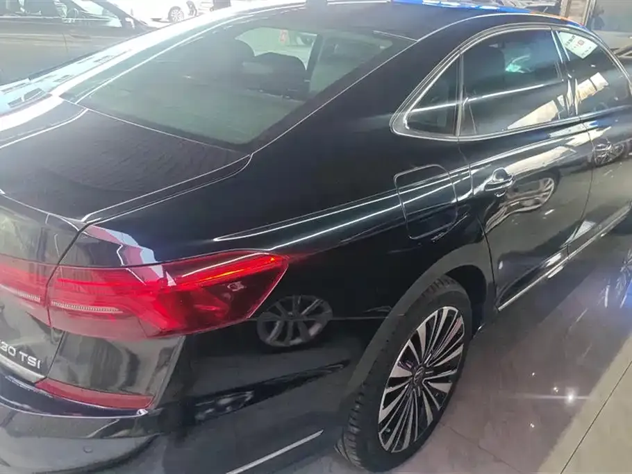 Volkswagen Passat 2021 из CN, фото 9