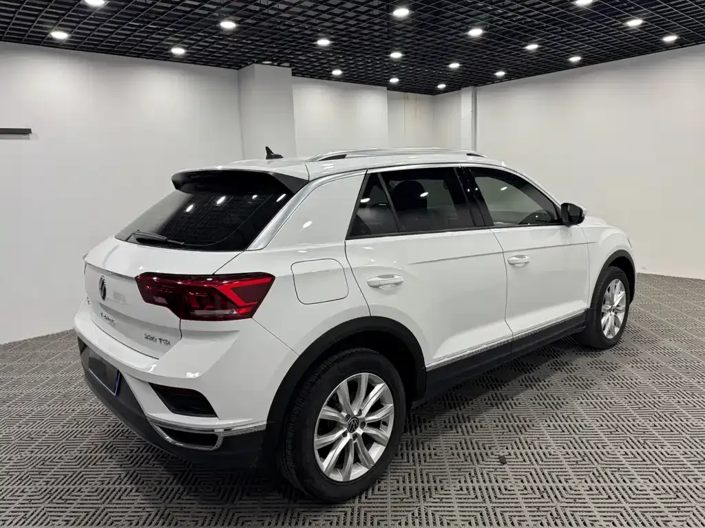 Volkswagen T-Roc 2021 из CN, фото 7