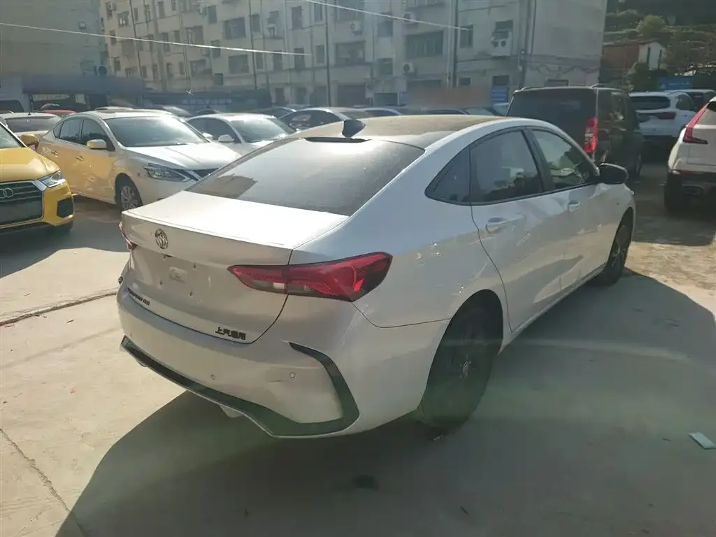 Buick Verano 2023 из CN, фото 2