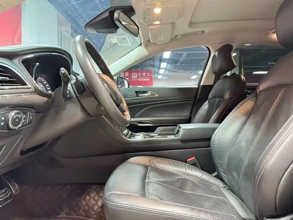 Ford Taurus 2022 из CN, фото 8