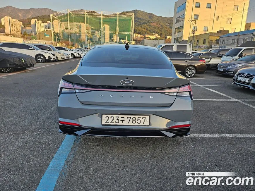 Hyundai AVANTE — фото 5