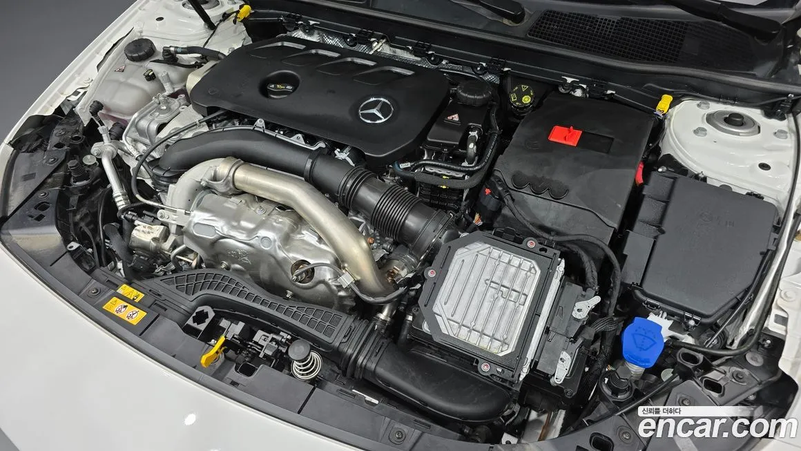 Mercedes-Benz A-Class — фото 10