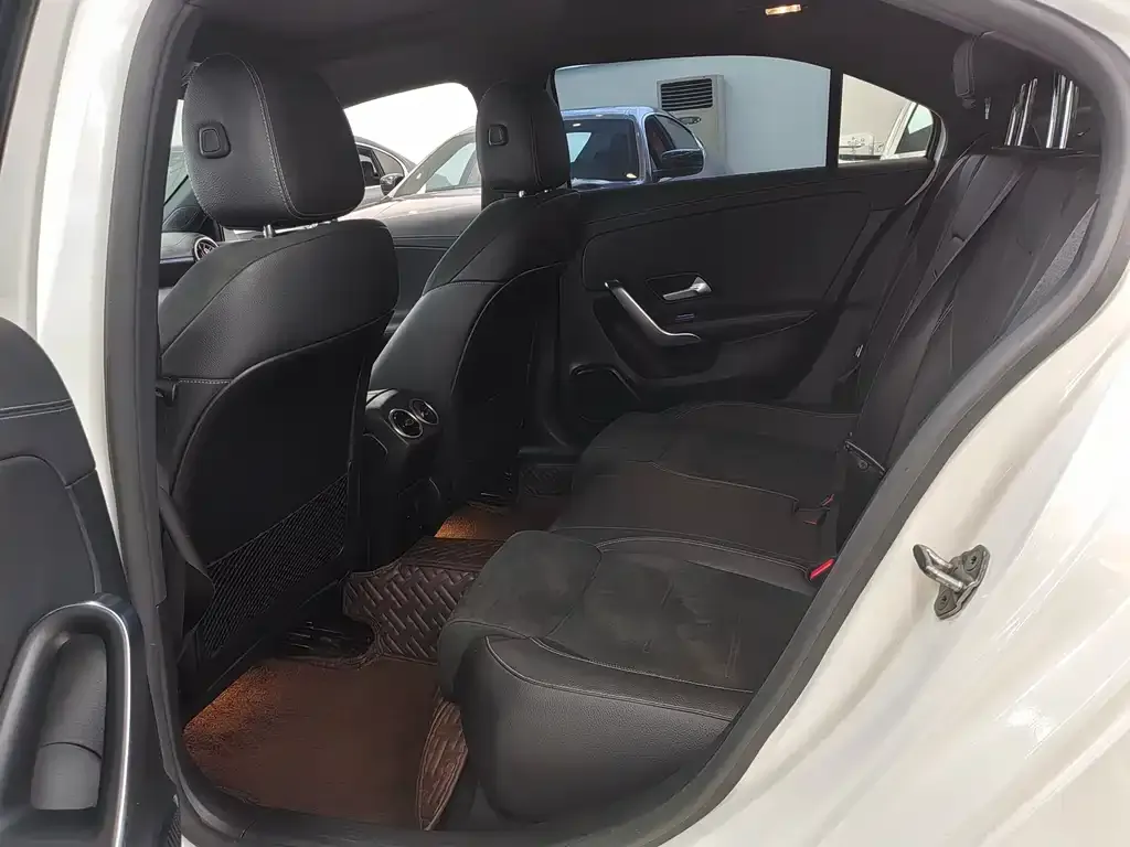 Mercedes-Benz A-Class 2021 из CN, фото 9