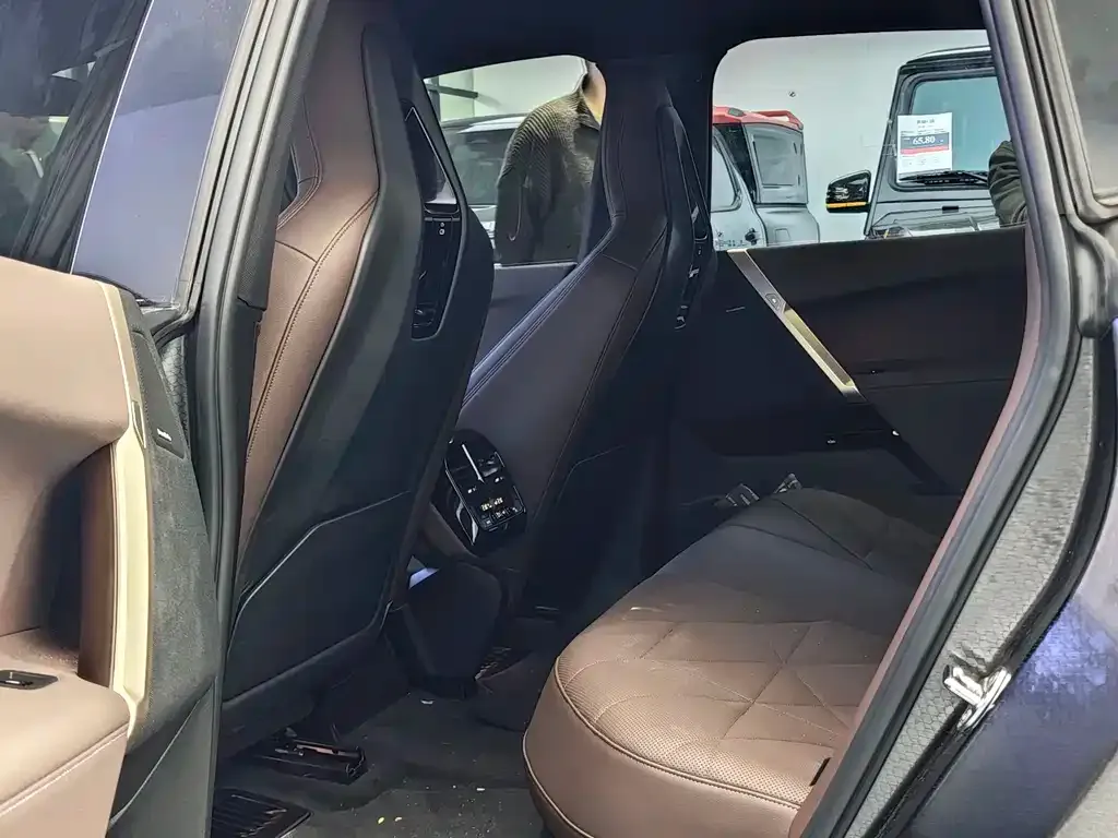 BMW iX 2024 из CN, фото 4
