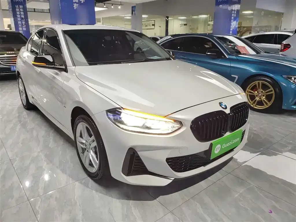 BMW 1 Series 2023 из CN, фото 4